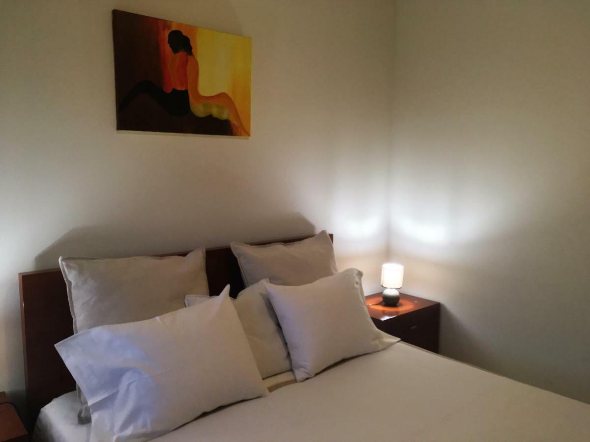 Love Sea Apartment レサ・ダ・パルメイラ エクステリア 写真